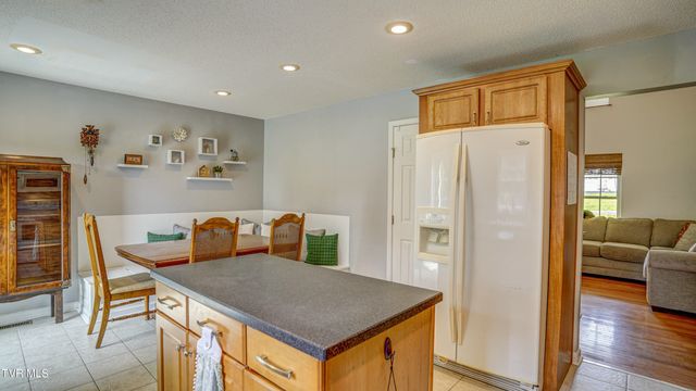 4132 Old Jonesboro Road, Bristol, TN 37620