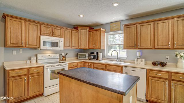 4132 Old Jonesboro Road, Bristol, TN 37620