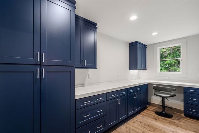 80 Locust Ln, Needham, MA 02492