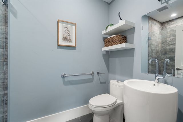 80 Locust Ln, Needham, MA 02492