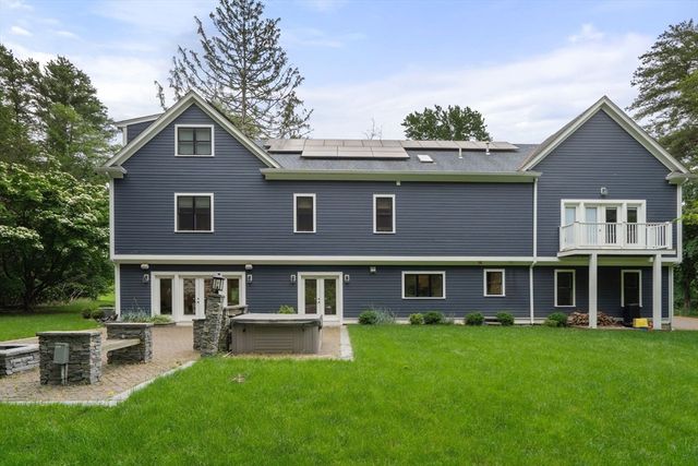 80 Locust Ln, Needham, MA 02492