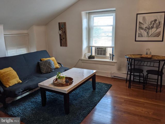 7101 RIDGE AVE, Philadelphia, PA 19128