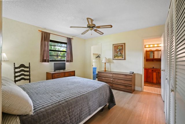 3358 SW 16th Court SW, Fort Lauderdale, FL 33312