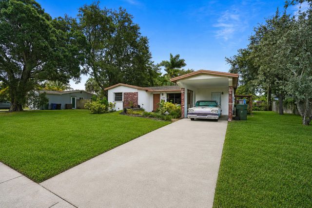 3358 SW 16th Court SW, Fort Lauderdale, FL 33312