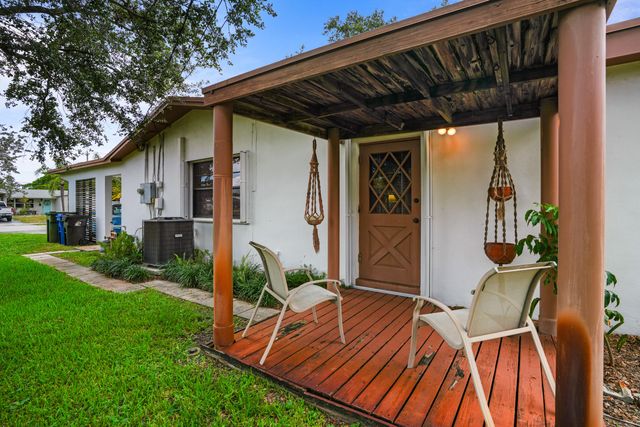 3358 SW 16th Court SW, Fort Lauderdale, FL 33312