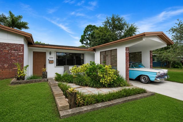 3358 SW 16th Court SW, Fort Lauderdale, FL 33312