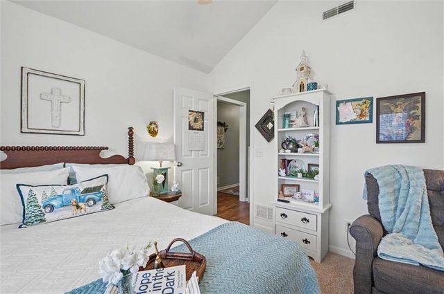 1008 Kathys Court, Baldwin City, KS 66006