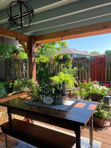 1008 Kathys Court, Baldwin City, KS 66006