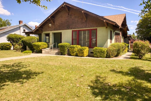 421 N D Street, Madera, CA 93638