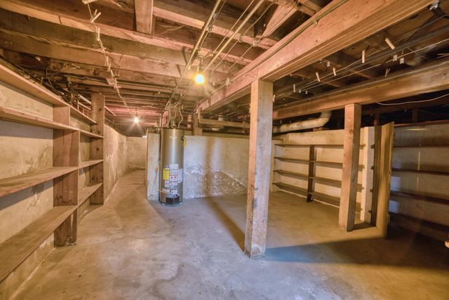 421 N D Street, Madera, CA 93638