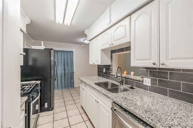 1104 Crane Drive, Euless, TX 76039