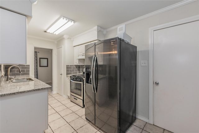 1104 Crane Drive, Euless, TX 76039