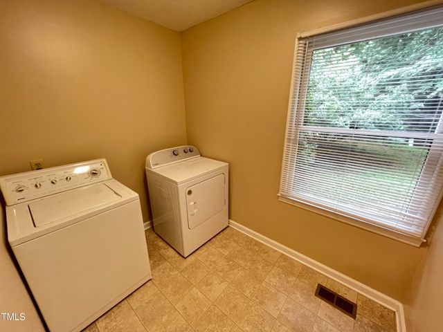 10 Clover Drive, Chapel Hill, NC 27517