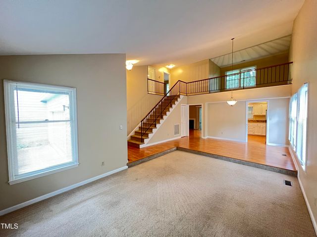 10 Clover Drive, Chapel Hill, NC 27517