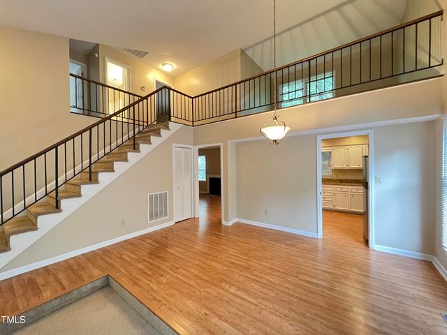 10 Clover Drive, Chapel Hill, NC 27517