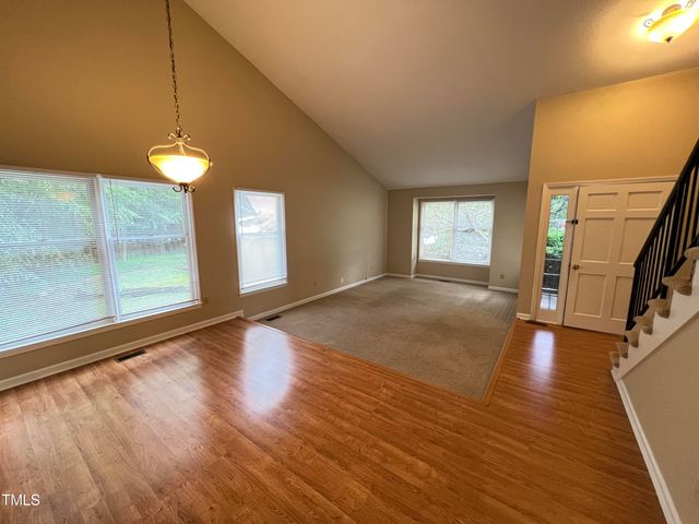 10 Clover Drive, Chapel Hill, NC 27517