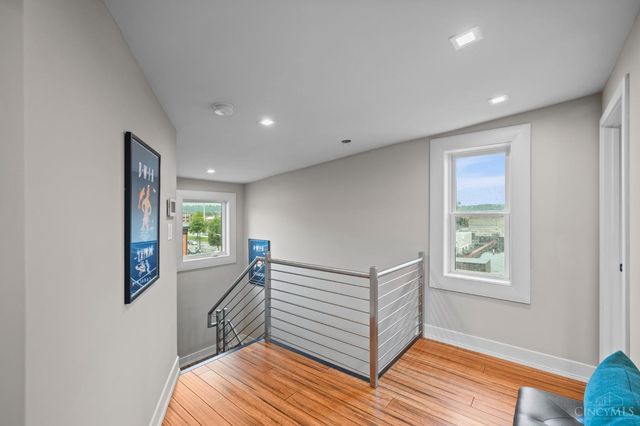 221 Kemp Alley, Cincinnati, OH 45202