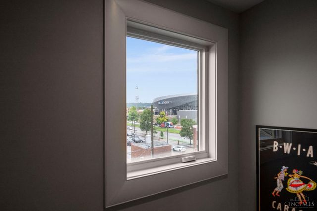 221 Kemp Alley, Cincinnati, OH 45202