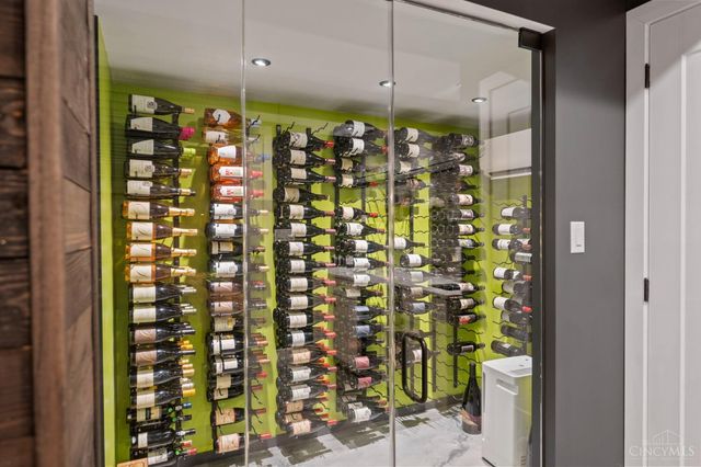 221 Kemp Alley, Cincinnati, OH 45202