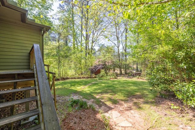 1878 Suwanee Roberts Court, Lawrenceville, GA 30043