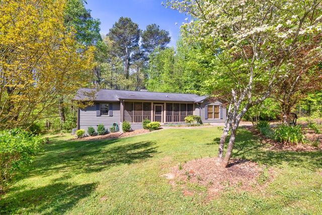 1878 Suwanee Roberts Court, Lawrenceville, GA 30043