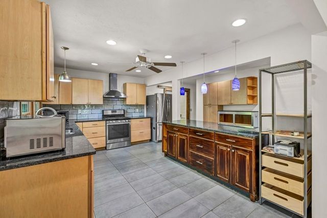 1878 Suwanee Roberts Court, Lawrenceville, GA 30043