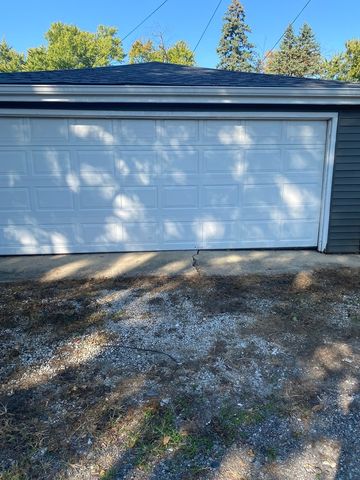 14443 DES PLAINES Street, Harvey, IL 60426