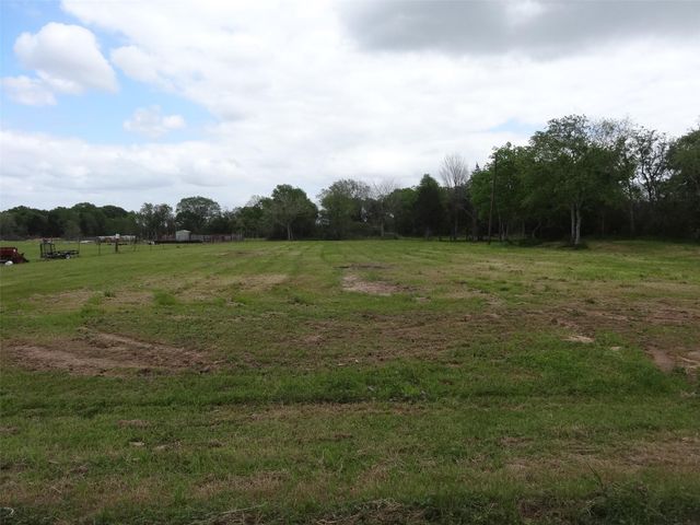 148 4th Street, Hempstead, TX 77445