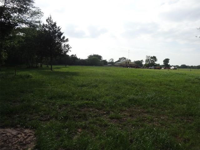 148 4th Street, Hempstead, TX 77445