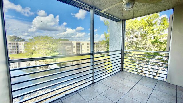 9311 ORANGE GROVE Drive 402, Davie, FL 33324