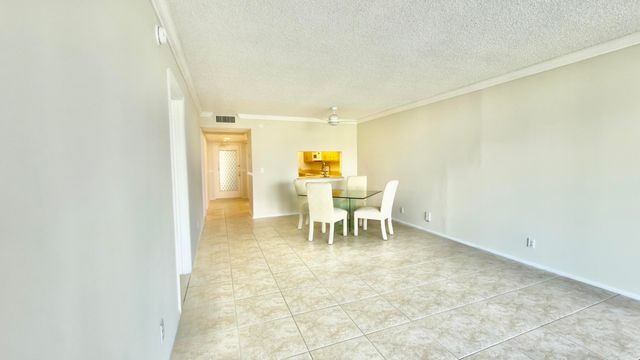 9311 ORANGE GROVE Drive 402, Davie, FL 33324