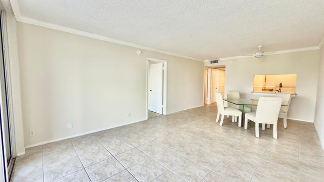 9311 ORANGE GROVE Drive 402, Davie, FL 33324