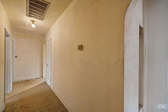 2891 Alta Vista Drive, Bakersfield, CA 93305