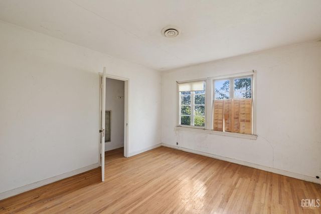 2891 Alta Vista Drive, Bakersfield, CA 93305