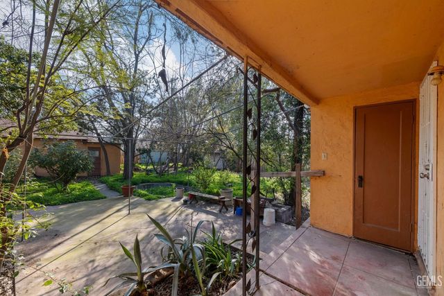 2891 Alta Vista Drive, Bakersfield, CA 93305