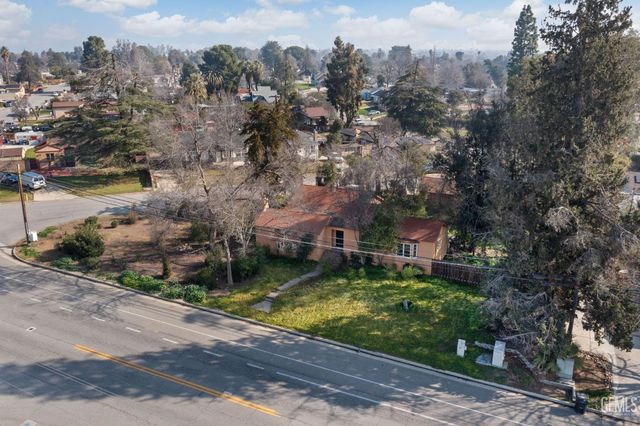 2891 Alta Vista Drive, Bakersfield, CA 93305