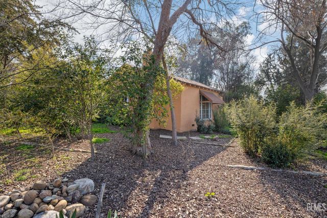 2891 Alta Vista Drive, Bakersfield, CA 93305