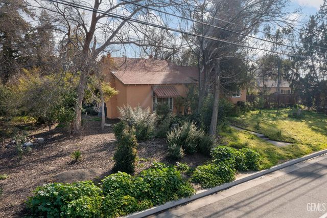 2891 Alta Vista Drive, Bakersfield, CA 93305