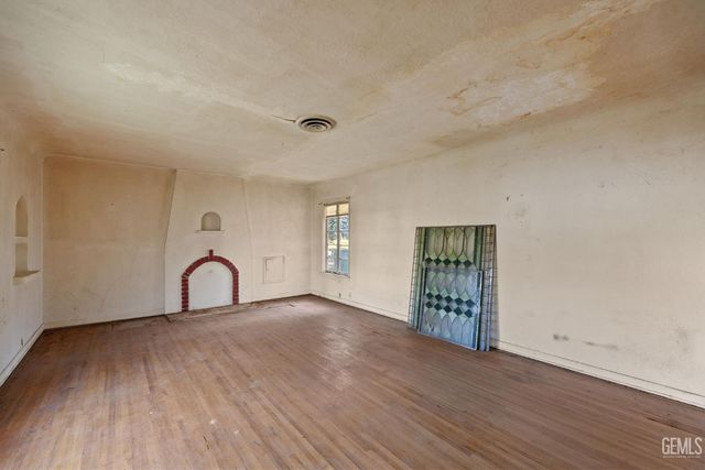 2891 Alta Vista Drive, Bakersfield, CA 93305