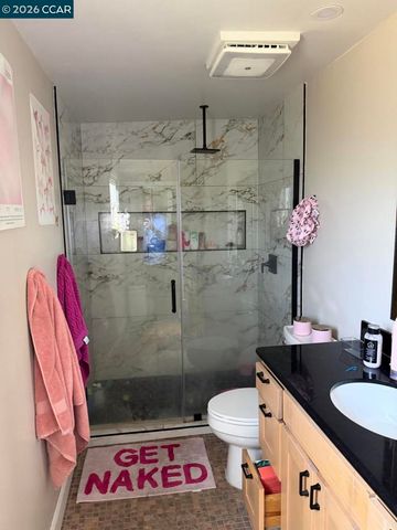 2925 Mabel St, Berkeley, CA 94702