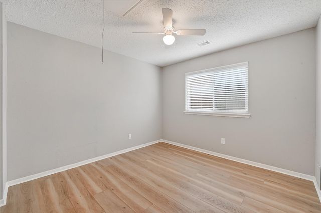 5209 Spring Circle Drive, Pearland, TX 77584