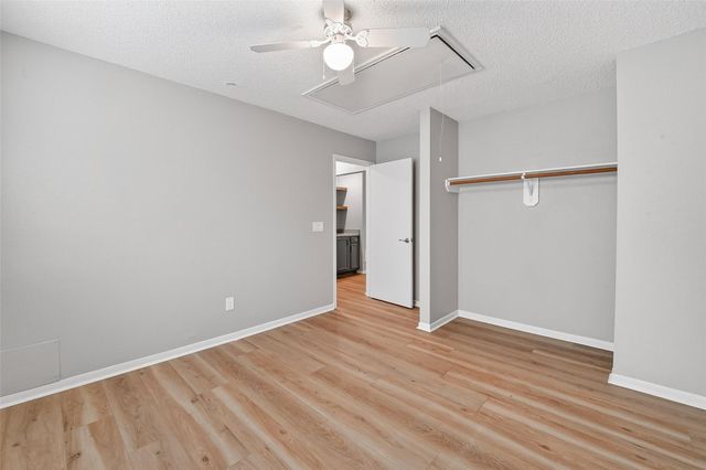 5209 Spring Circle Drive, Pearland, TX 77584