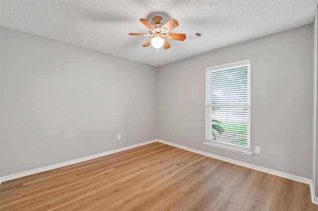 5209 Spring Circle Drive, Pearland, TX 77584
