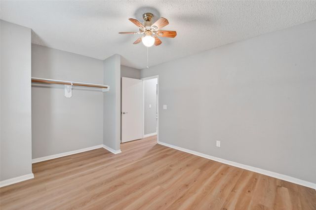5209 Spring Circle Drive, Pearland, TX 77584