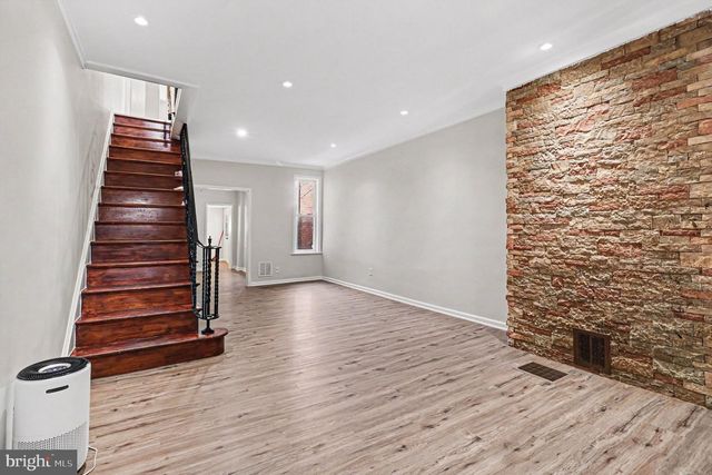 3162 CEDAR ST, Philadelphia, PA 19134
