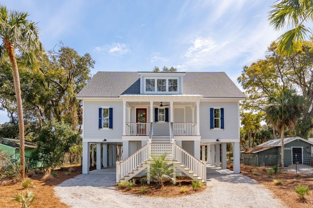 806 Jungle Road, Edisto Island, SC 29438