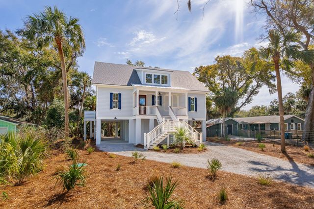 806 Jungle Road, Edisto Island, SC 29438