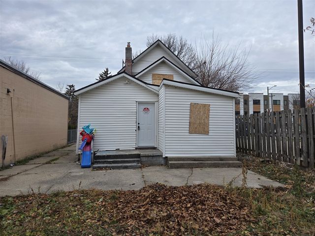 914 Fulton Street, Grand Rapids, MI 49504