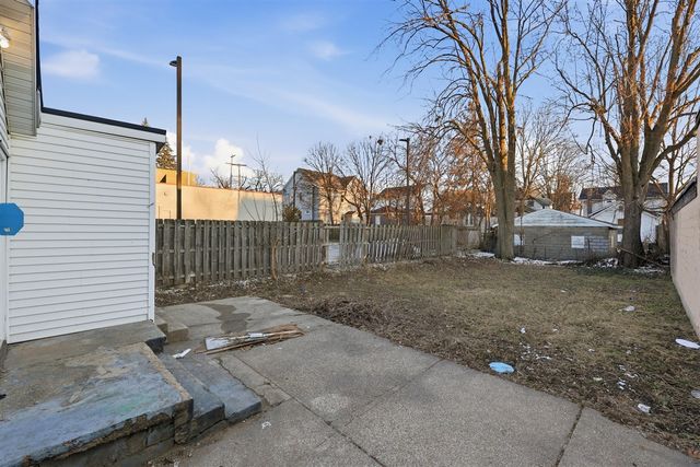 914 Fulton Street, Grand Rapids, MI 49504