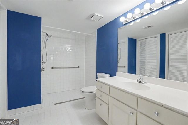 1346 Waterford Green Close NE, Marietta, GA 30068